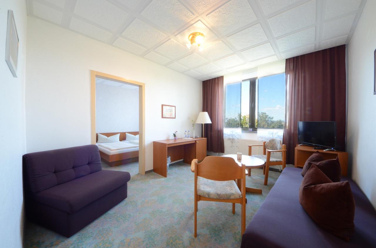 Land-Gut-Hotel Barbarossa Kelbra Dış mekan fotoğraf